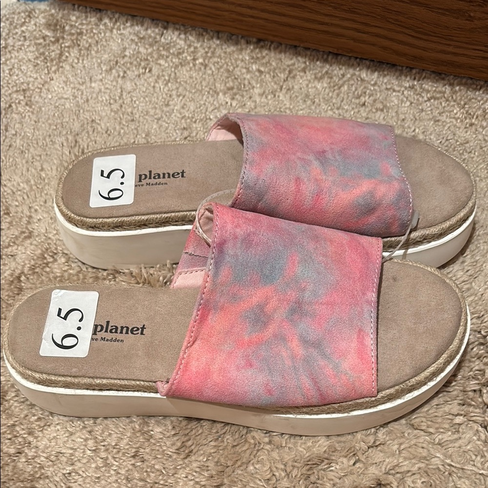 NWT COOL PLANET by STEVE MADDEN Pink and Gray Women's Slide Sandals tie dye 6.5